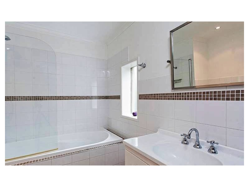 97 Brook Street, Windsor QLD 4030