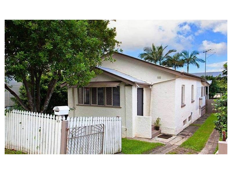 97 Brook Street, Windsor QLD 4030