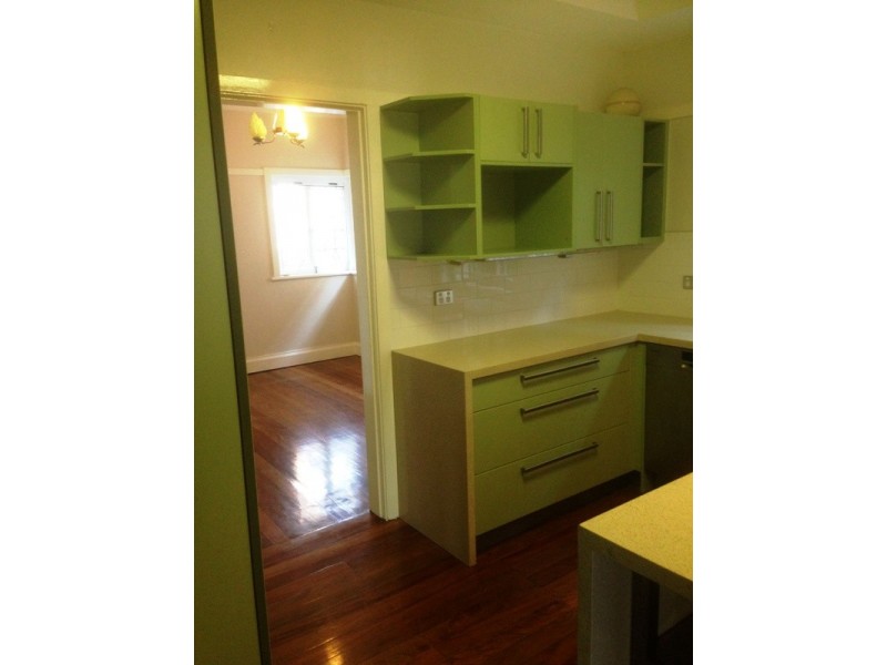 1/24 Grantson  Street, Windsor QLD 4030