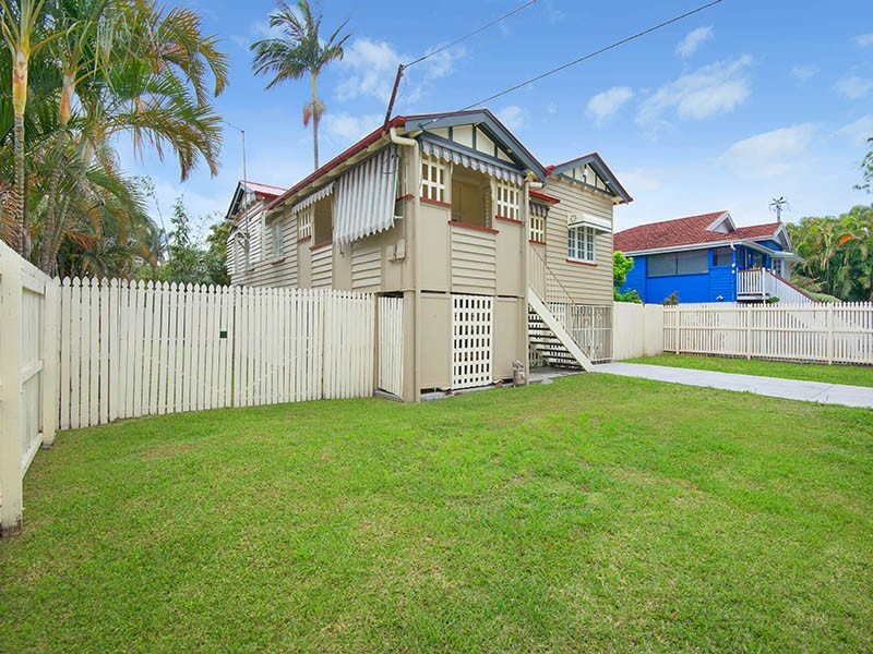 18 Crosby Road, Albion QLD 4010