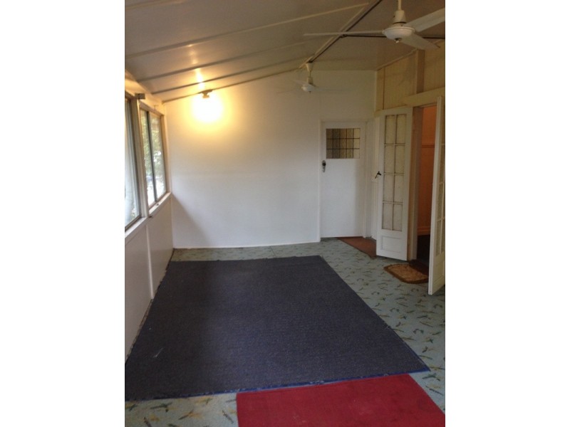 271 Lutwyche Rd, Windsor QLD 4030