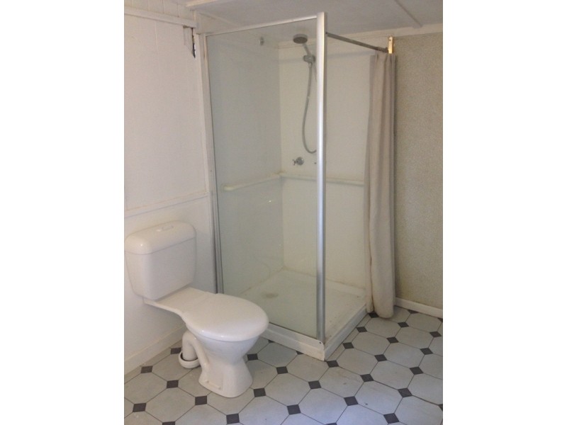 271 Lutwyche Rd, Windsor QLD 4030