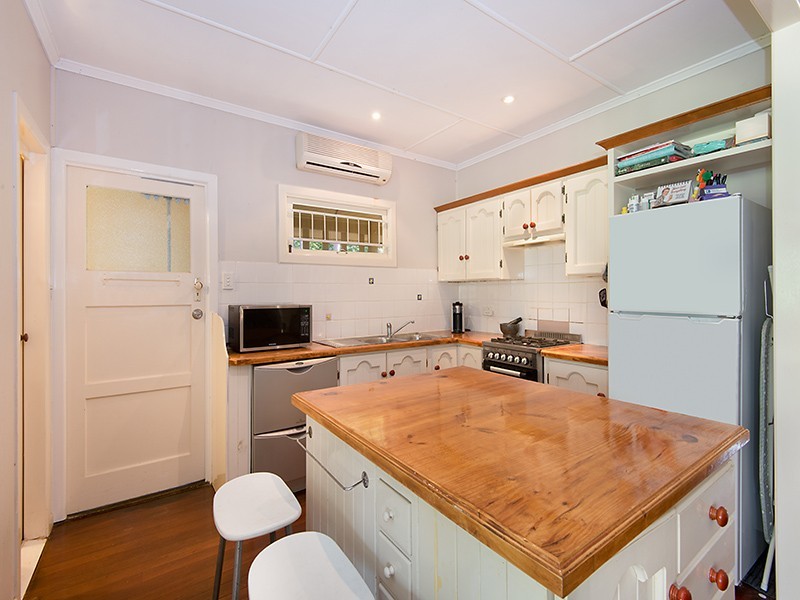 38 Leyton Street, Grange QLD 4051