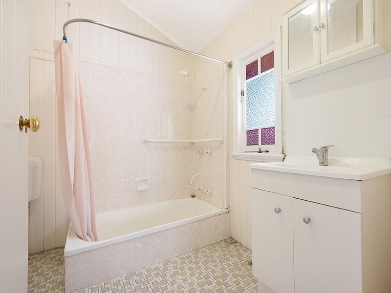 66 Blackmore Street, Windsor QLD 4030