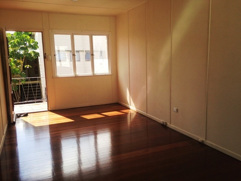4/33 Chalk Street, Wooloowin QLD 4030