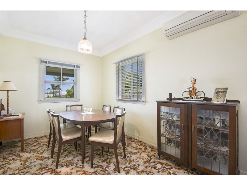 73 Seventh Avenue, Kedron QLD 4031