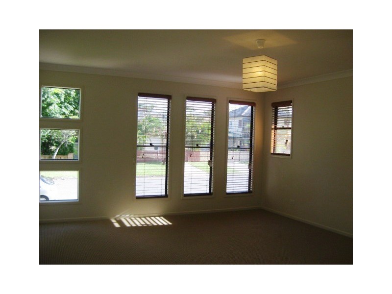 21 Main Avenue, Wavell Heights QLD 4012