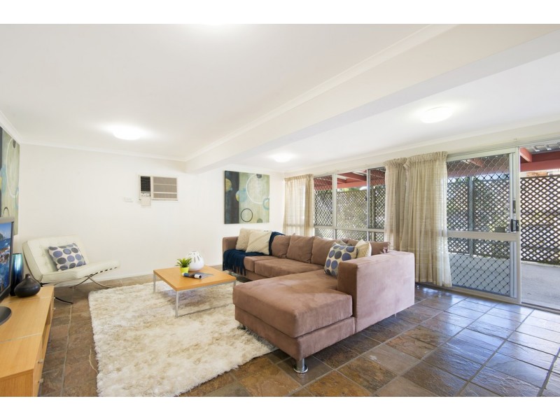 321 Trouts Road, Mcdowall QLD 4053