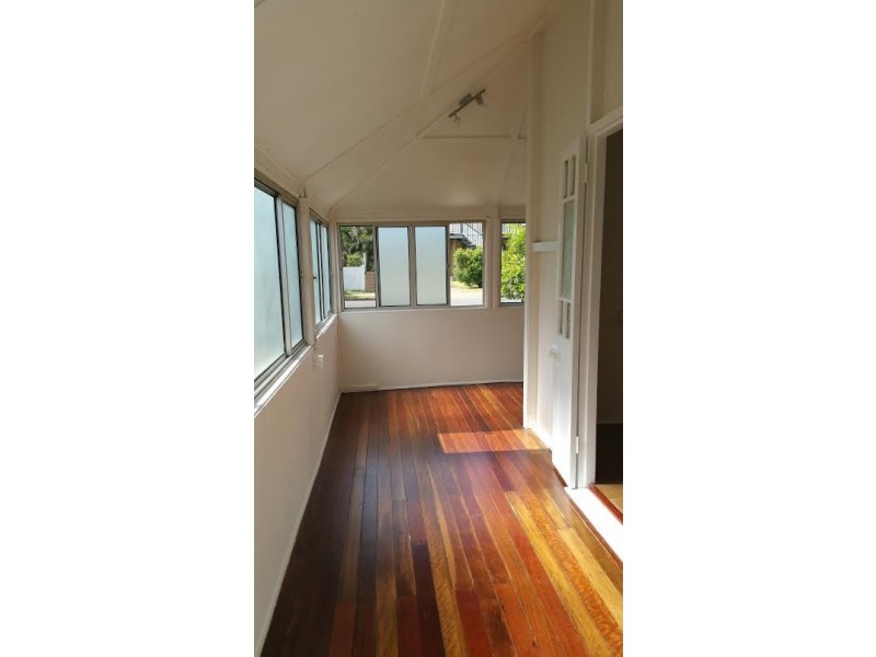 50 Stoneleigh Street, Albion QLD 4010