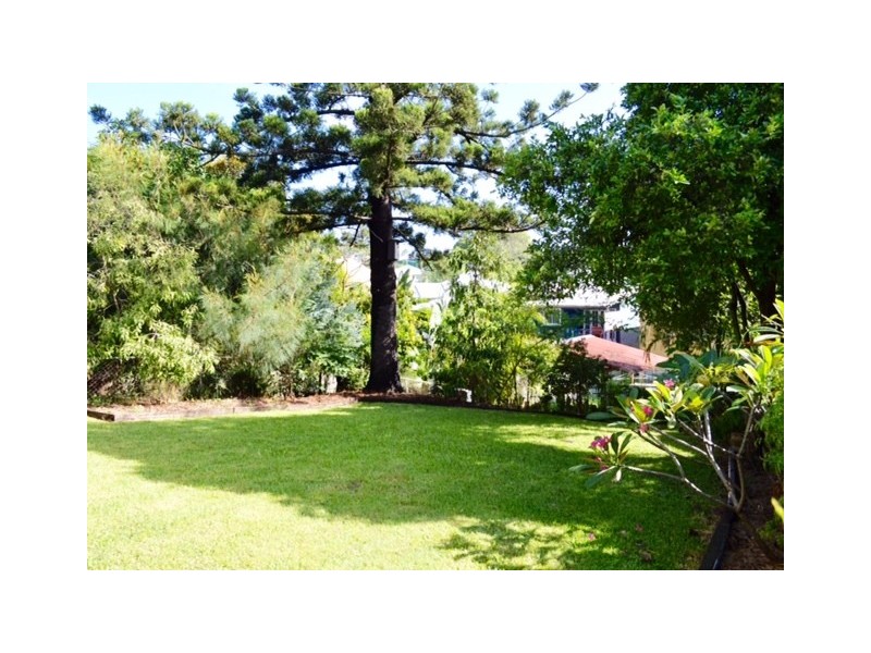 14 Annie Street, Windsor QLD 4030