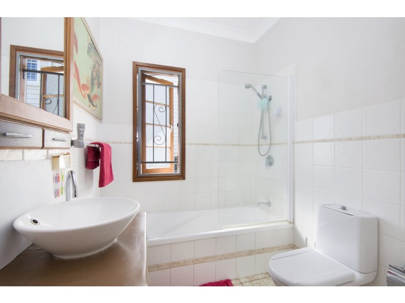 35 Royal Terrace, Hamilton QLD 4007