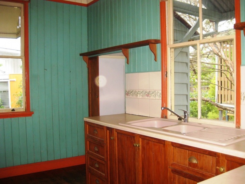 63 Kedron Park Road, Wooloowin QLD 4030