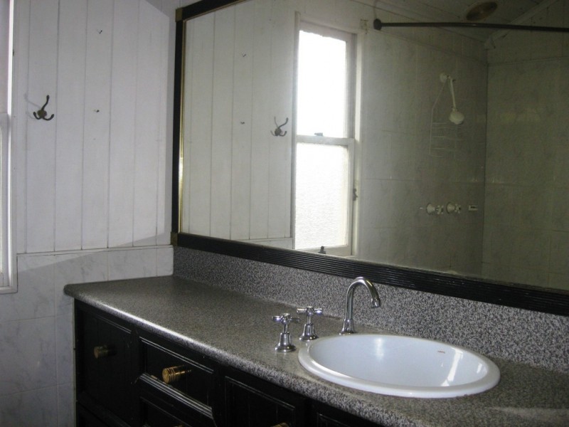 63 Kedron Park Road, Wooloowin QLD 4030