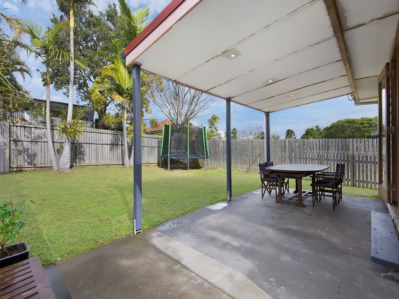 13 Thirteenth Avenue, Kedron QLD 4031