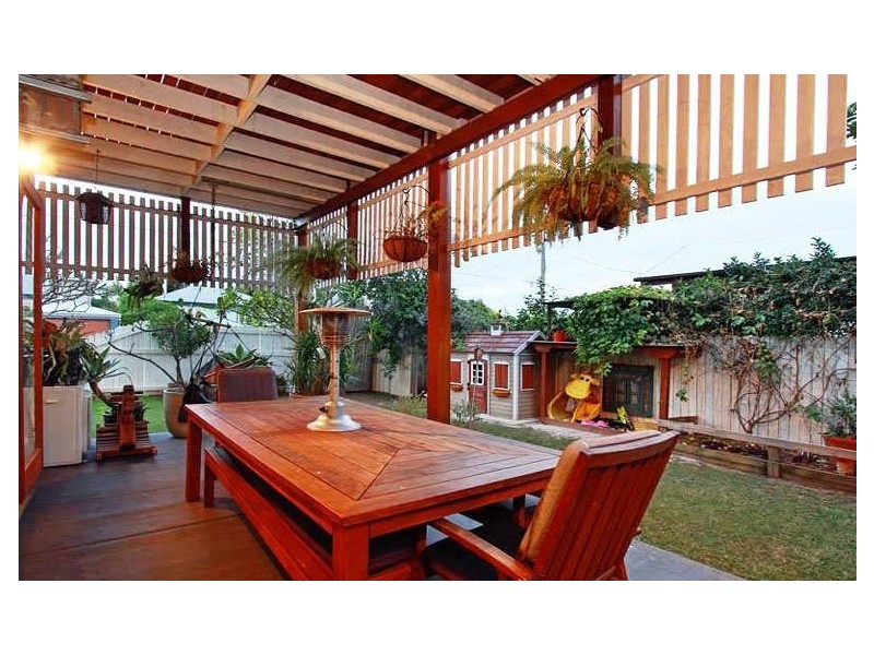 35 Eleventh Avenue, Kedron QLD 4031