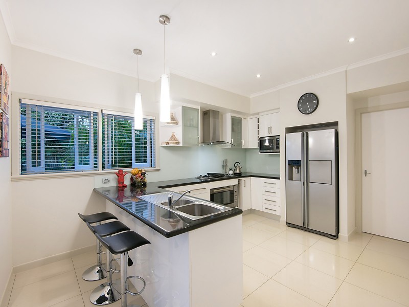 41 Tenth Avenue, Kedron QLD 4031