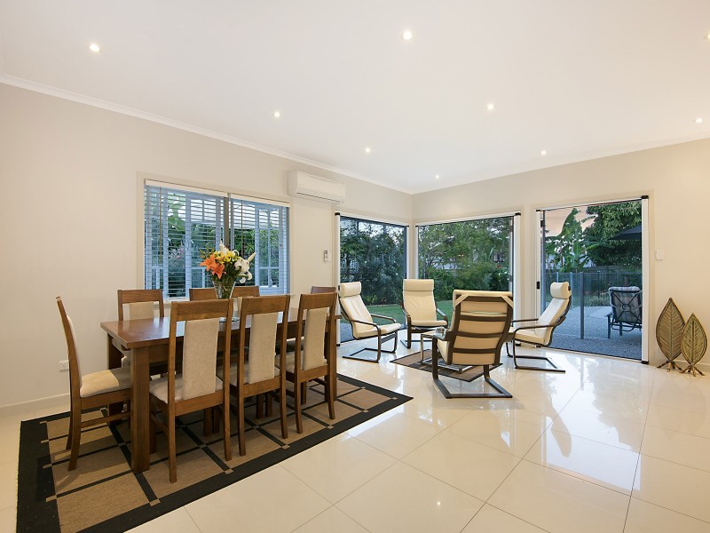 41 Tenth Avenue, Kedron QLD 4031