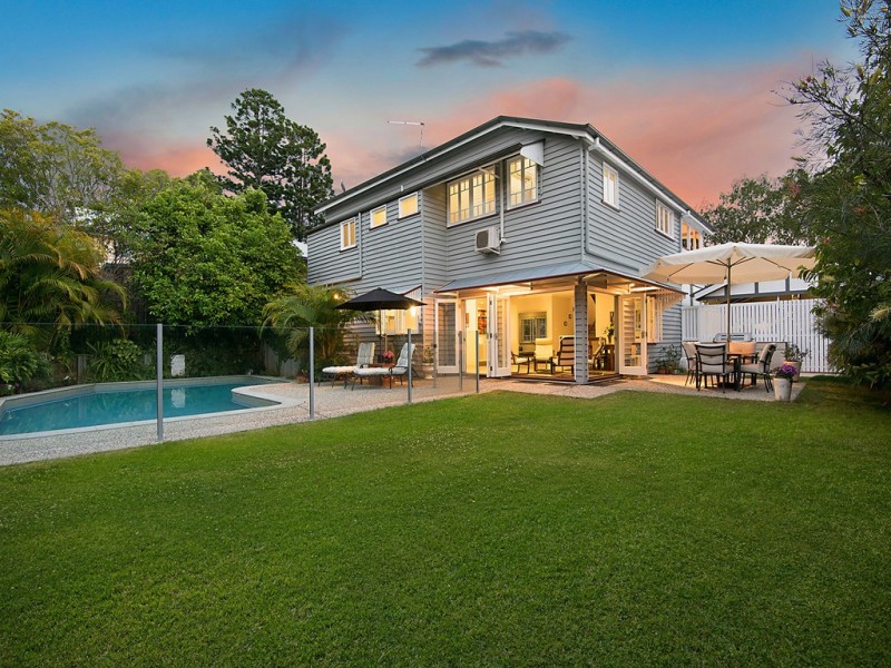 41 Tenth Avenue, Kedron QLD 4031