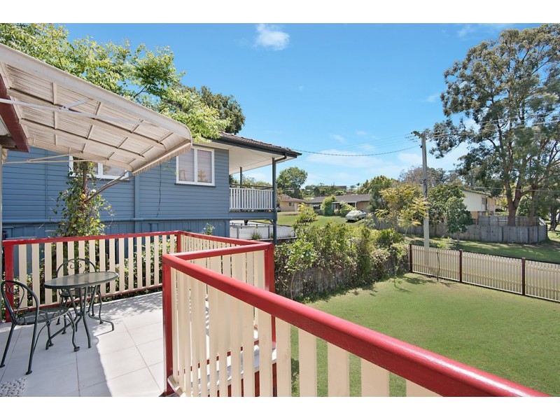 50 Grevillea Street, Everton Hills QLD 4053