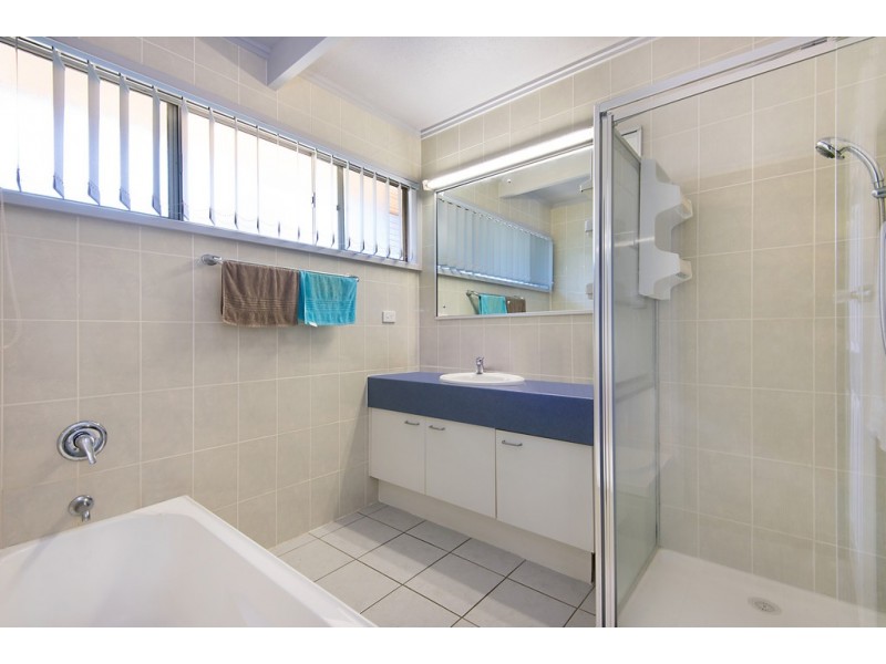 50 Grevillea Street, Everton Hills QLD 4053