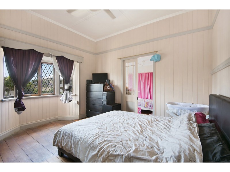 1 Twelfth Avenue, Kedron QLD 4031