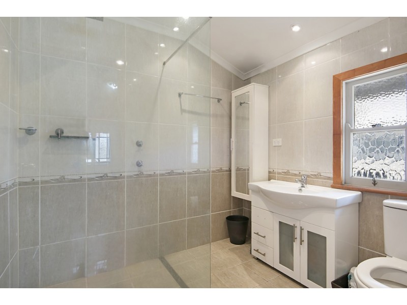 1 Twelfth Avenue, Kedron QLD 4031