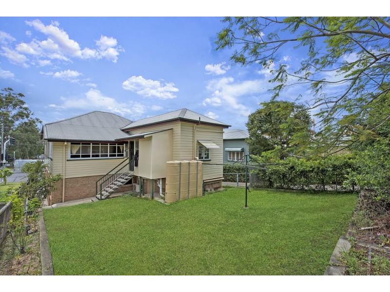 252 Lutwyche Road, Windsor QLD 4030