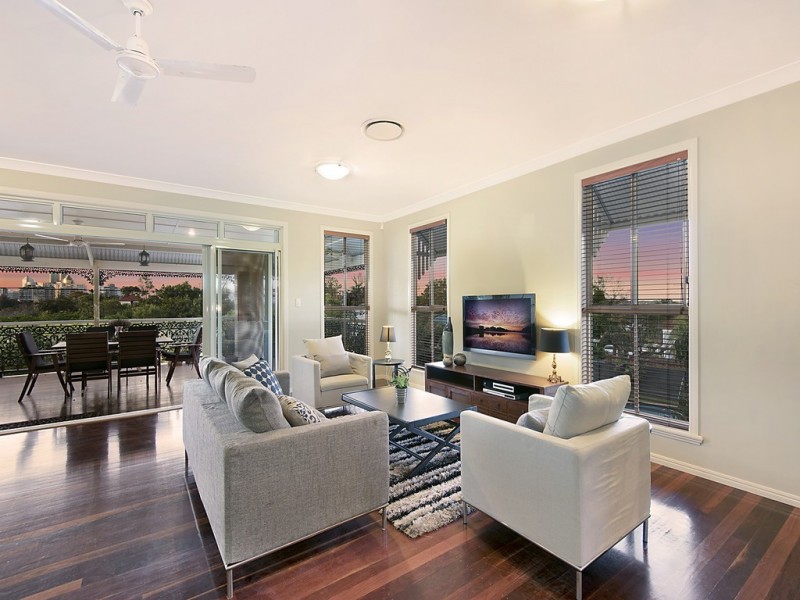 23 Abingdon Street, Woolloongabba QLD 4102