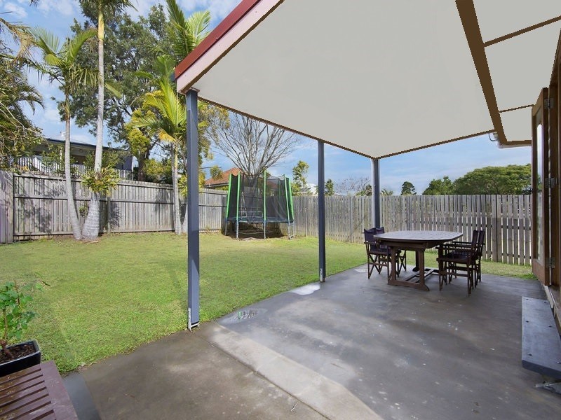 13 Thirteenth Avenue, Kedron QLD 4031