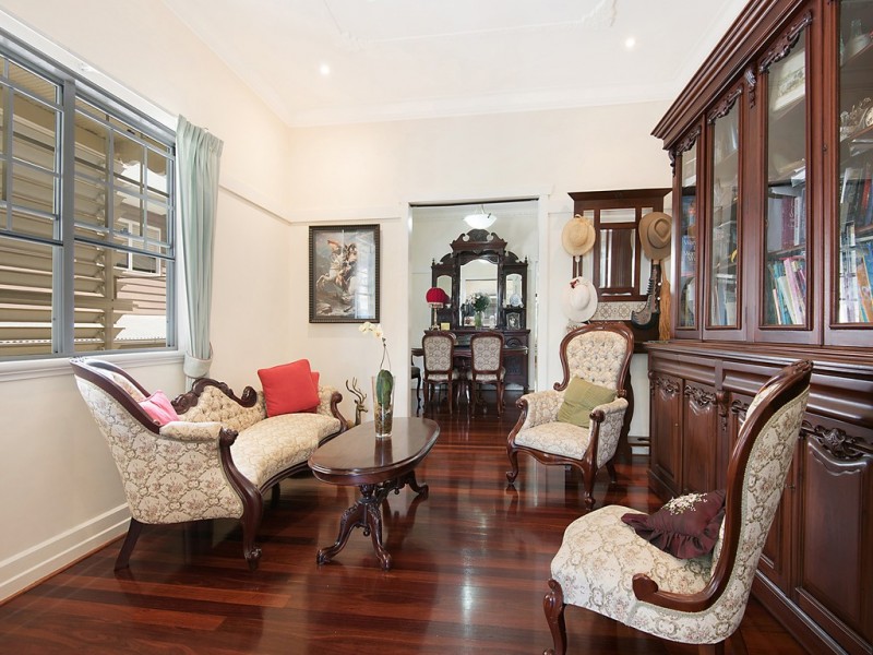 64 Ninth Avenue, Kedron QLD 4031