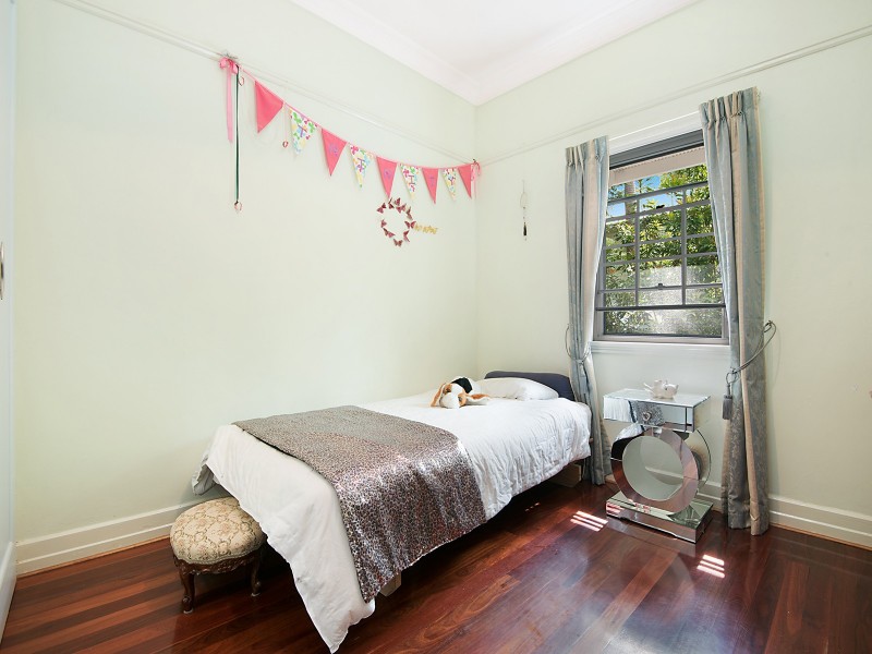 64 Ninth Avenue, Kedron QLD 4031