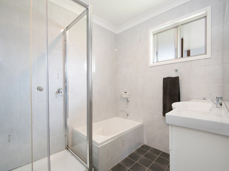 20 Leitchs Road South, Albany Creek QLD 4035