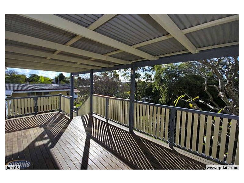 25 Oakey Street, Stafford Heights QLD 4053