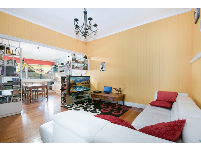 64 Park Road, Wooloowin QLD 4030