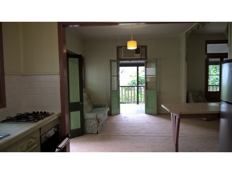 12 Rick Lane, West End QLD 4101