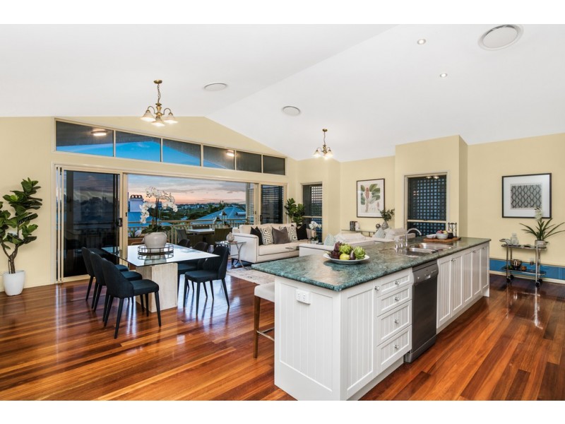 24 Merehaye Street, Wooloowin QLD 4030