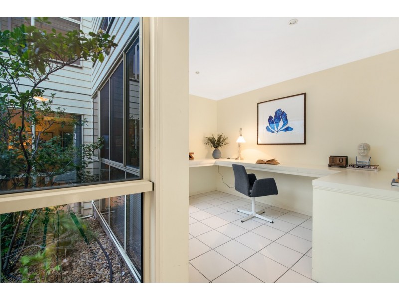 24 Merehaye Street, Wooloowin QLD 4030