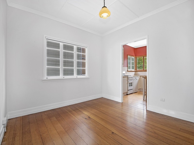 34 Eleventh Avenue, Kedron QLD 4031