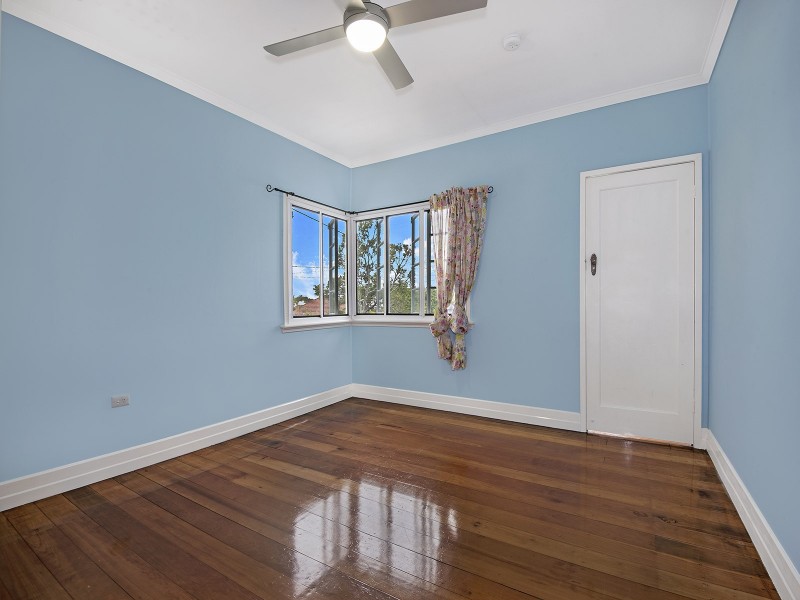 34 Eleventh Avenue, Kedron QLD 4031