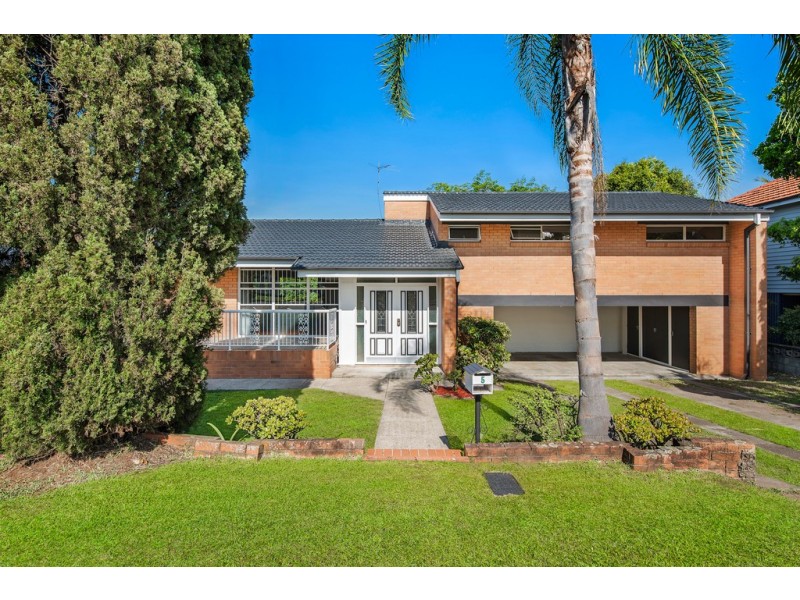 5 Gunner Street, Kedron QLD 4031