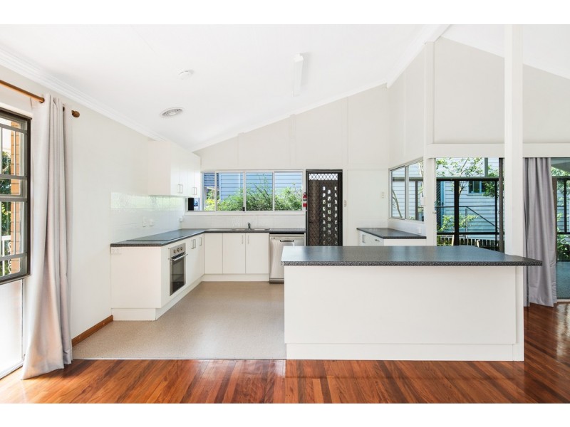 5 Gunner Street, Kedron QLD 4031