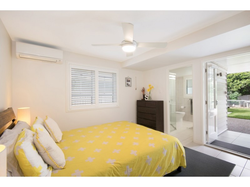 47 Tenth Avenue, Kedron QLD 4031