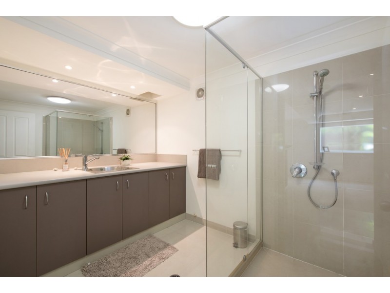 6 Lovedale Street, Wilston QLD 4051