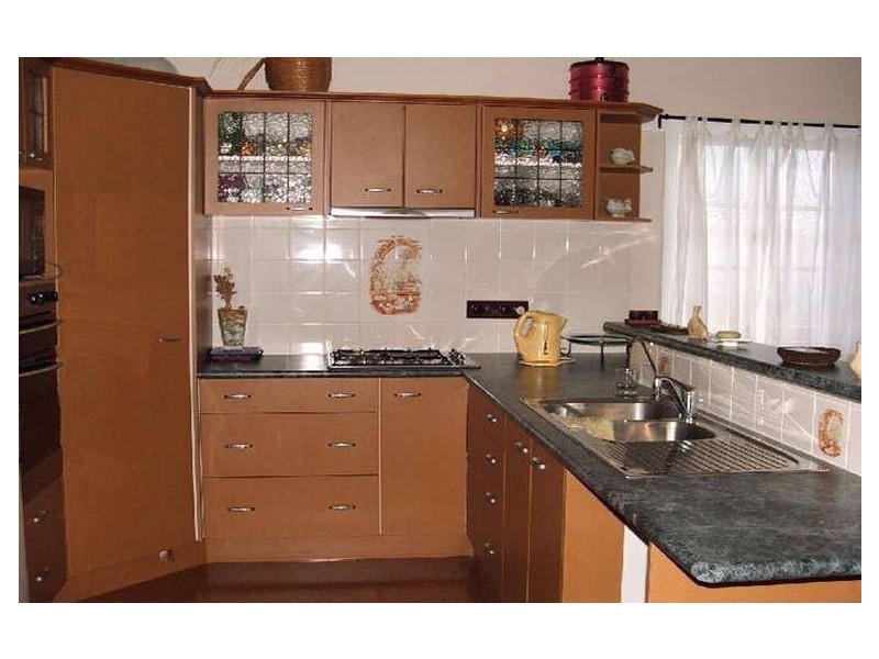 32 Brickfield St, Windsor QLD 4030