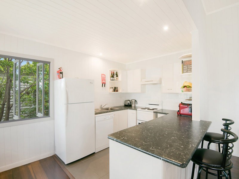 19 Oliver Street, Kedron QLD 4031