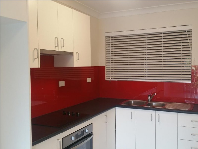 2/3 Thondley St, Windsor QLD 4030