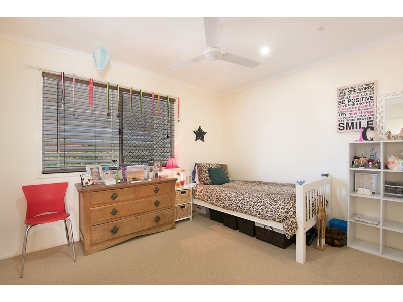 1 Gregory Place, Albany Creek QLD 4035