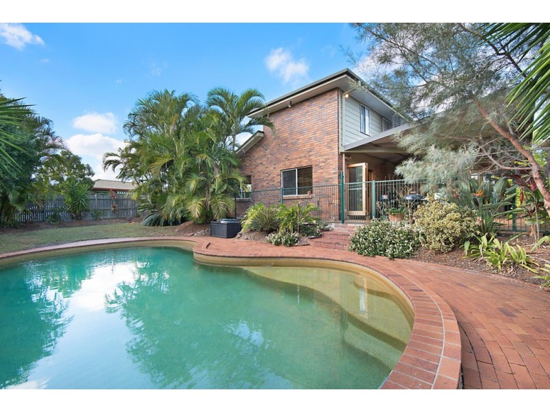 1 Gregory Place, Albany Creek QLD 4035