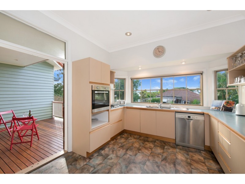 26 Eleventh Avenue, Kedron QLD 4031