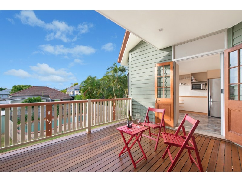 26 Eleventh Avenue, Kedron QLD 4031